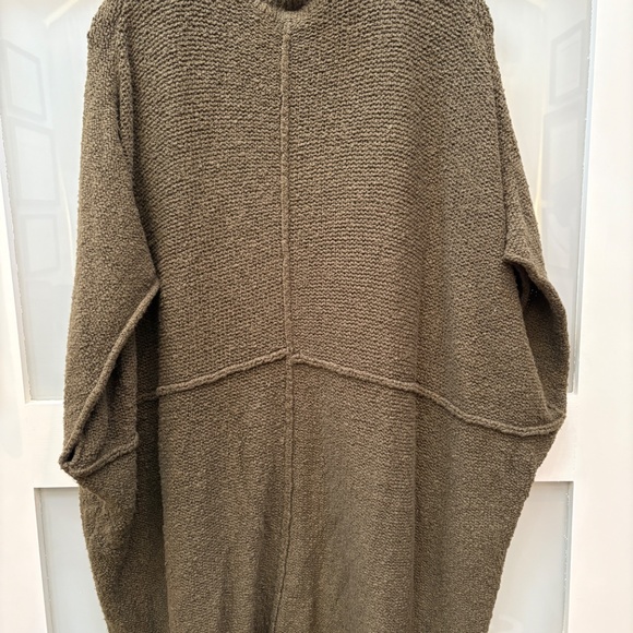 XS Dark Green Free People Poncho Sweater - Picture 4 of 5